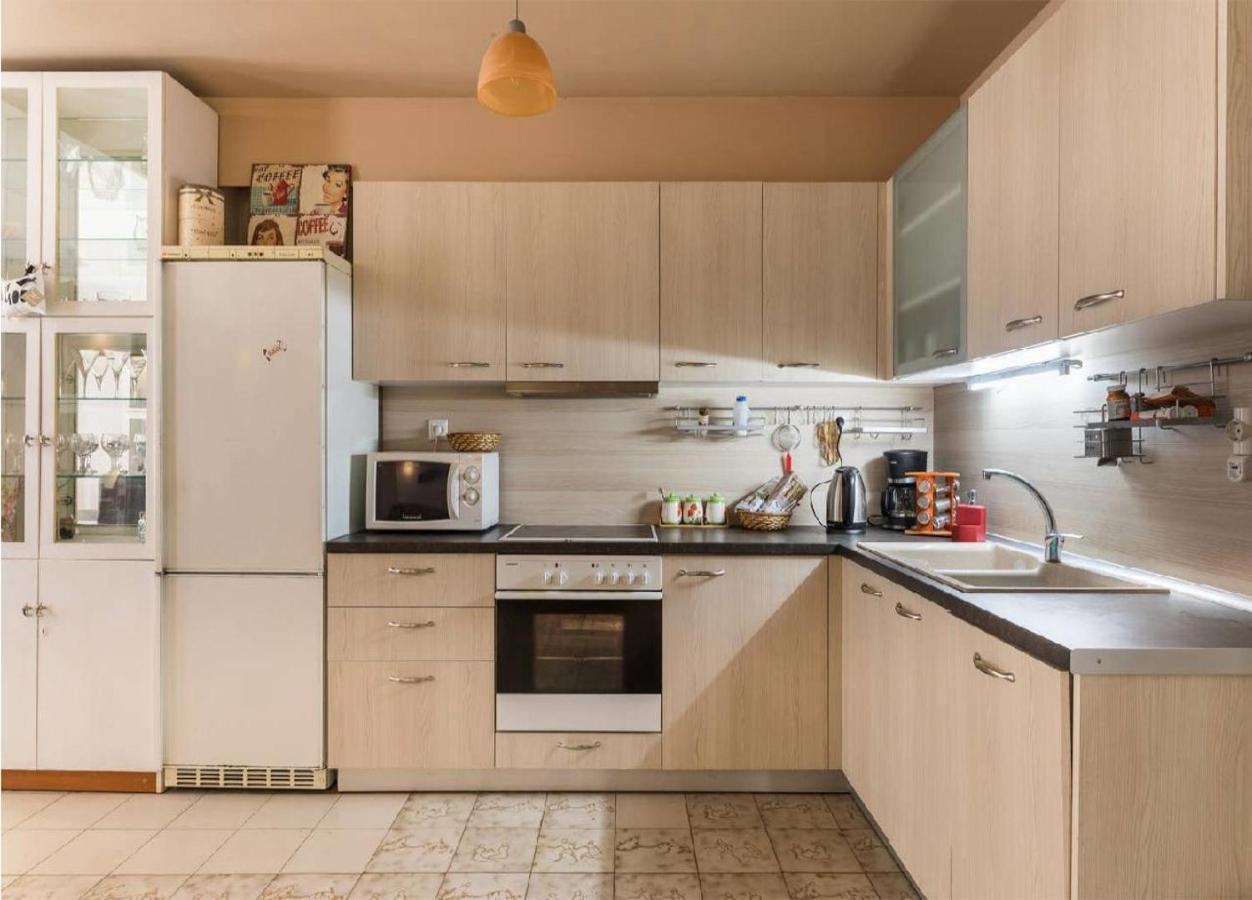 Ferienwohnung 2Bd- Perfect Location With Square View Thessaloniki Exterior foto