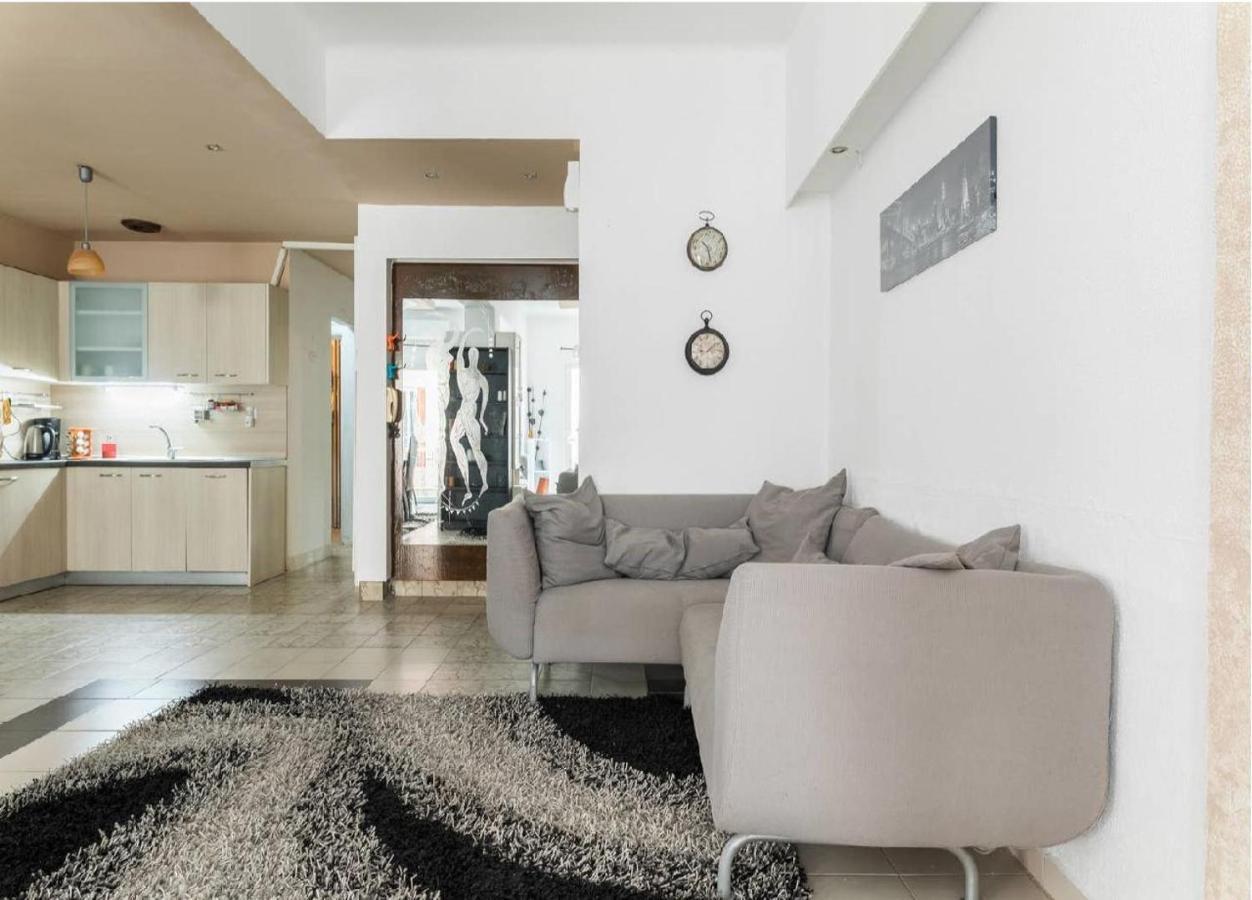 Ferienwohnung 2Bd- Perfect Location With Square View Thessaloniki Exterior foto